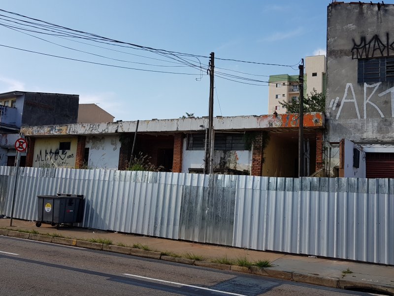 Terreno para alugar Jardim Santa Cecilia com 900m² e  quartos por R$ 15.000 - 1222791872-20190505-145238.jpg