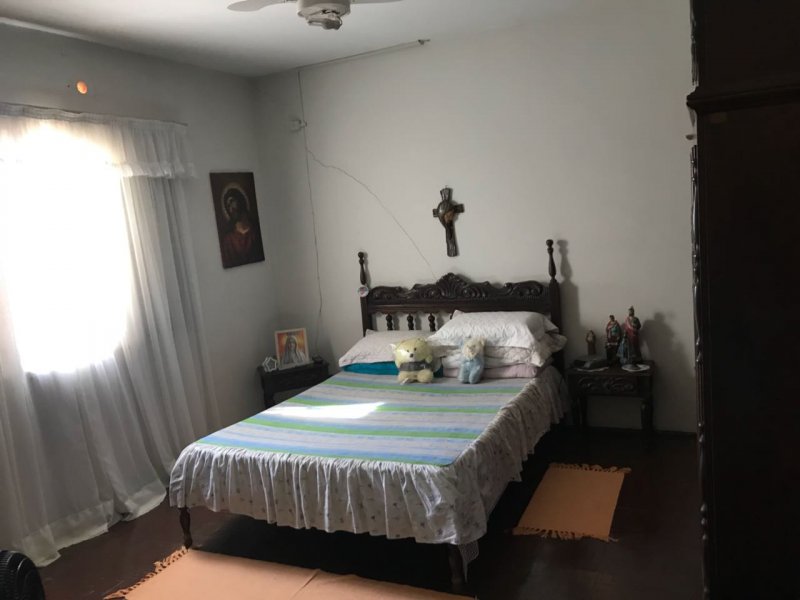 Casa à venda Vila leis  com 300m² e 2 quartos por R$ 427.000 - 1290885440-9a40fb08-e2d8-4bbe-b68f-5753ca413118.jpeg
