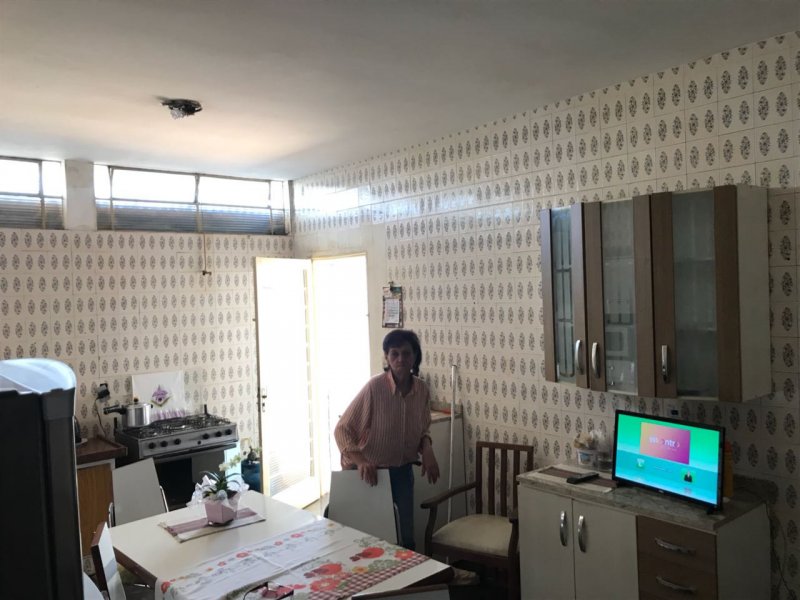Casa à venda Vila leis  com 300m² e 2 quartos por R$ 427.000 - 1820074901-ef0346b3-3a26-4734-9d1c-4553230bd841.jpeg