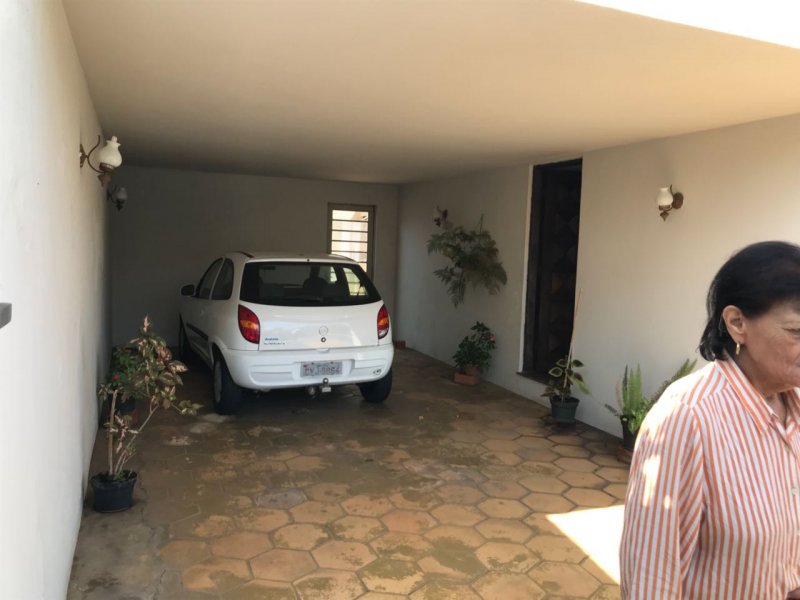 Casa à venda Vila leis  com 300m² e 2 quartos por R$ 427.000 - 625146132-053c5231-e632-46b1-8da8-8bc0156f4f94.jpeg