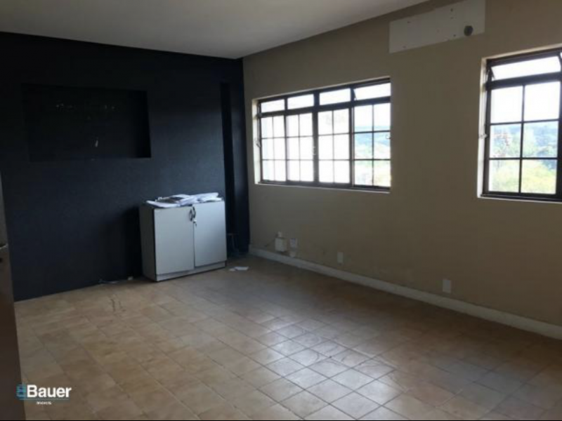 Comercial à venda Souzas com 60m² e  quartos por R$ 12.000.000 - 1827518284-5bc576f3-287b-4d84-a096-129d0c065707.png