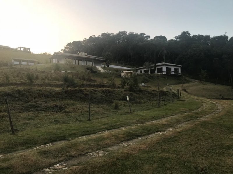 Sítio à venda Centro com 16000m² e 5 quartos por R$ 900.000 - 1626990870-whatsapp-image-2019-05-27-at-18.jpeg