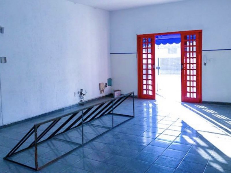 imóvel com 262m² - Pedregulho - Guaratinguetá