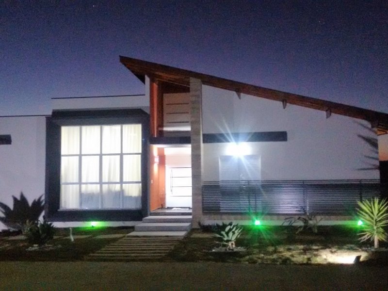 imóvel com 250m² - Condomínio Morada das Flores - Poços de Caldas