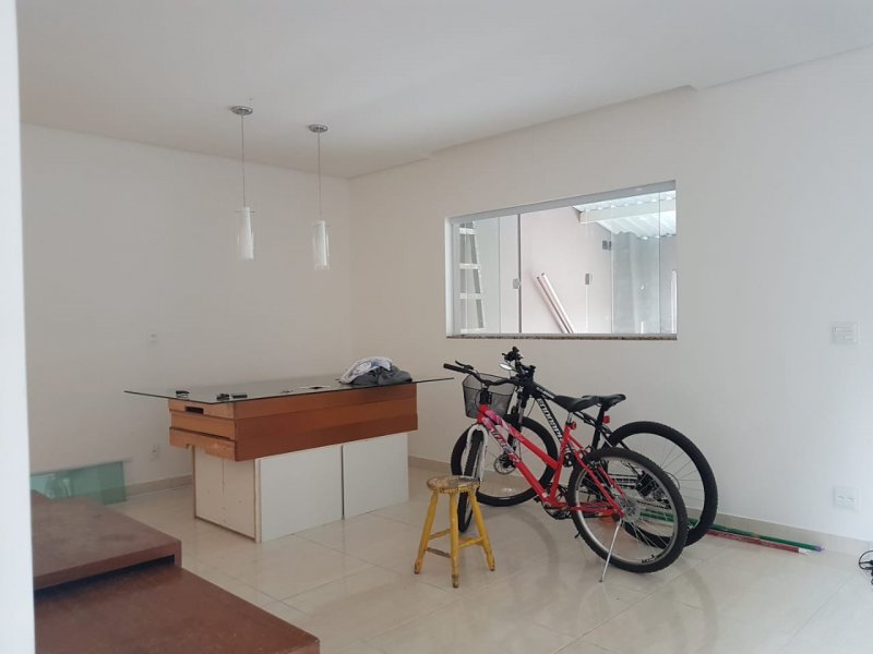 Casa à venda Jardim Abaete com 250m² e 3 quartos por R$ 480.000 - 644355272-img-20190511-wa0013.jpg