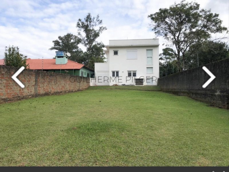 Casa à venda Centro com 720m² e 3 quartos por R$ 799.999 - 2013531663-7e9c705f-02fb-49e3-80c7-c82327a9f65b.jpeg
