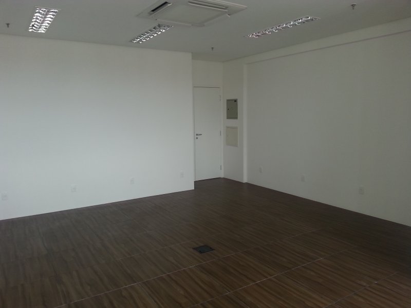 Comercial à venda Chácara Santo Antônio com 47m² e 1 quarto por R$ 380.000 - 21523351-20140719-083228.jpg