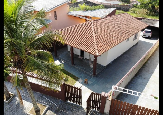 imóvel com 313m²