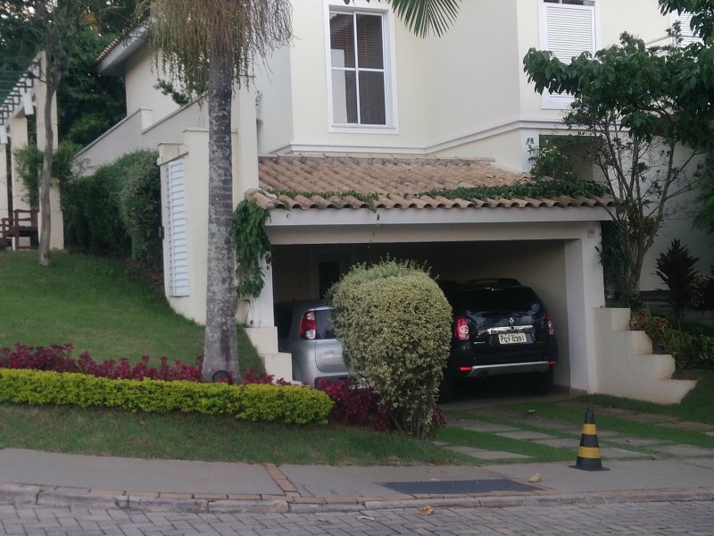 imóvel com 215m² - Granja Viana - Cotia
