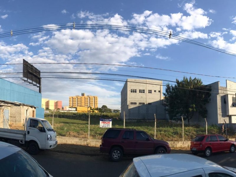 imóvel com 250m² - Jardim Leocadia - Sorocaba
