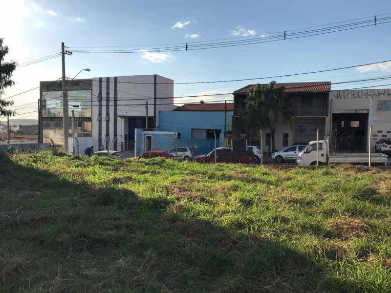imóvel com 250m² - Jardim Leocadia - Sorocaba