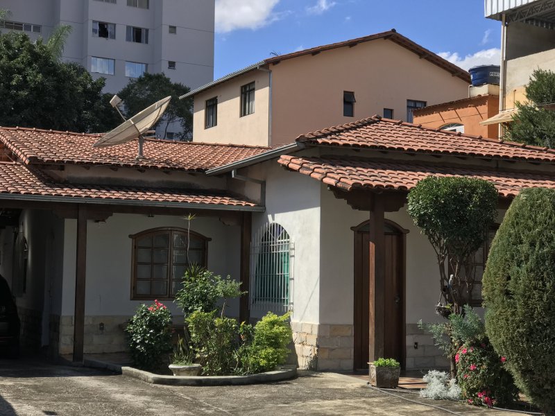Casa à venda Parque Turistas com 420m² e 3 quartos por R$ 590.000 - 582668366-32560ae2-55fa-423a-97ce-b030907afd36.jpeg