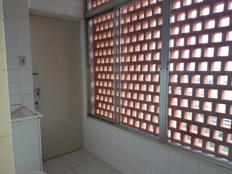 Apartamento à venda Centro com 140m² e 3 quartos por R$ 650.000 - 1652578227-18-area-de-servio-2.jpg
