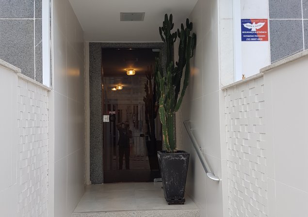imóvel com 83m²