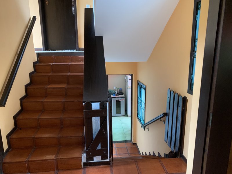 Casa de condomínio à venda Itaipava com 1140m² e 5 quartos por R$ 1.600.000 - 691338905-img-1374.JPG