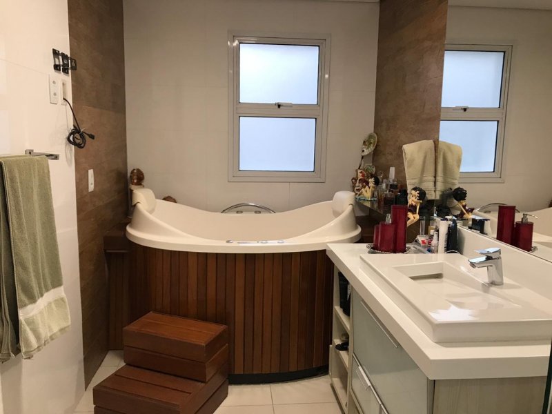 Casa de condomínio à venda Jardim Vitória Régia com 260m² e 3 quartos por R$ 2.100.000 - 1290587088-26223956-639d-457a-bf49-a7622f0bf8ab.JPG