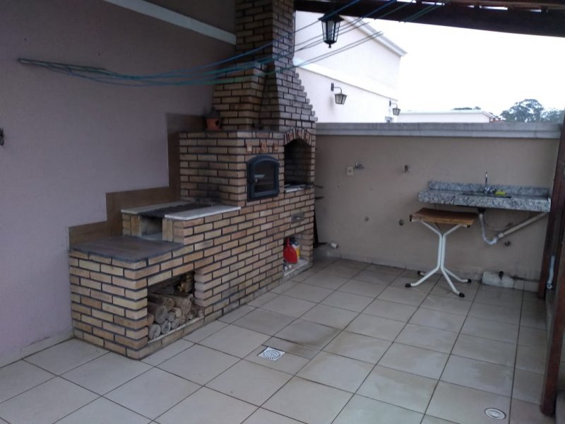Cobertura à venda Parque São Vicente com 94m² e 2 quartos por R$ 250.000 - 1692067258-quintal.jpg