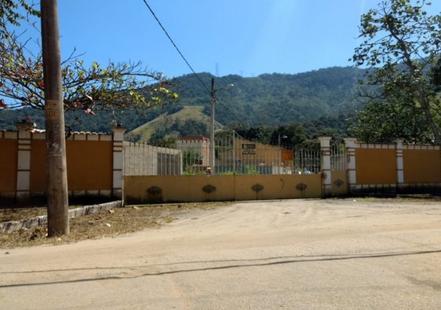 imóvel com 135m²