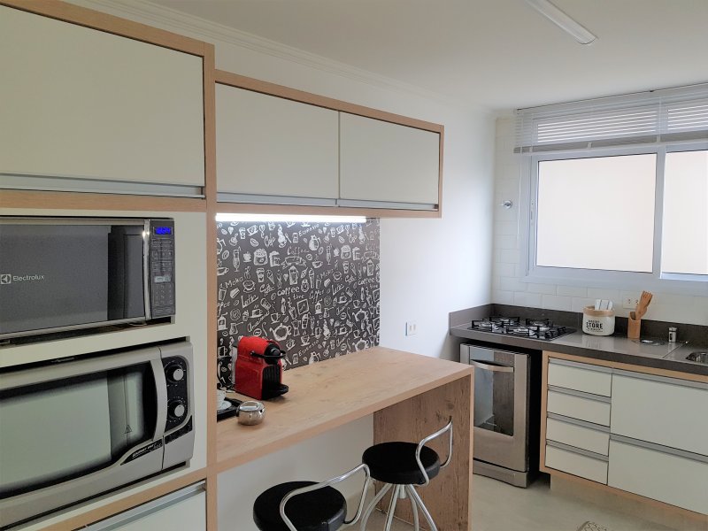 Apartamento para alugar Moema com 75m² e 2 quartos por R$ 6.000 - 1725633252-cozinha4.jpg