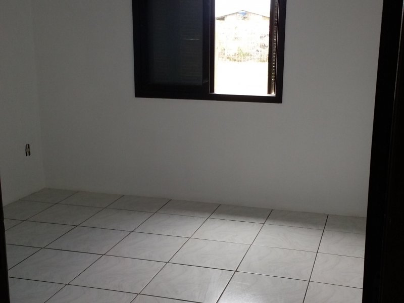 Casa à venda Centro com 360m² e 2 quartos por R$ 145.000 - 1097726595-20181231-150845.jpg