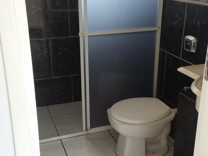 Casa à venda Centro com 360m² e 2 quartos por R$ 145.000 - 181646357-20181231-152034.jpg