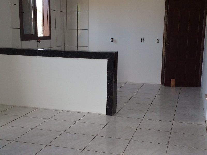 Casa à venda Centro com 360m² e 2 quartos por R$ 145.000 - 217014529-20181231-152936.jpg