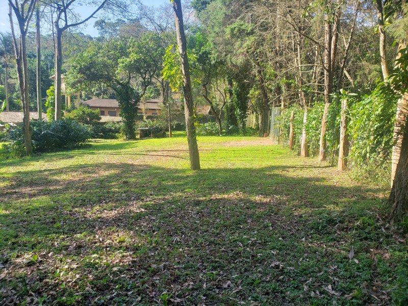 imóvel com 1630m² - Guarapiranga - São Paulo