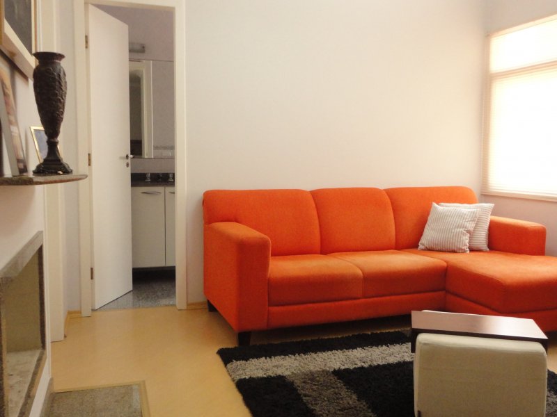 Casa à venda São Lourenço com 168m² e 3 quartos por R$ 650 - 951480007-sala-intima.jpg
