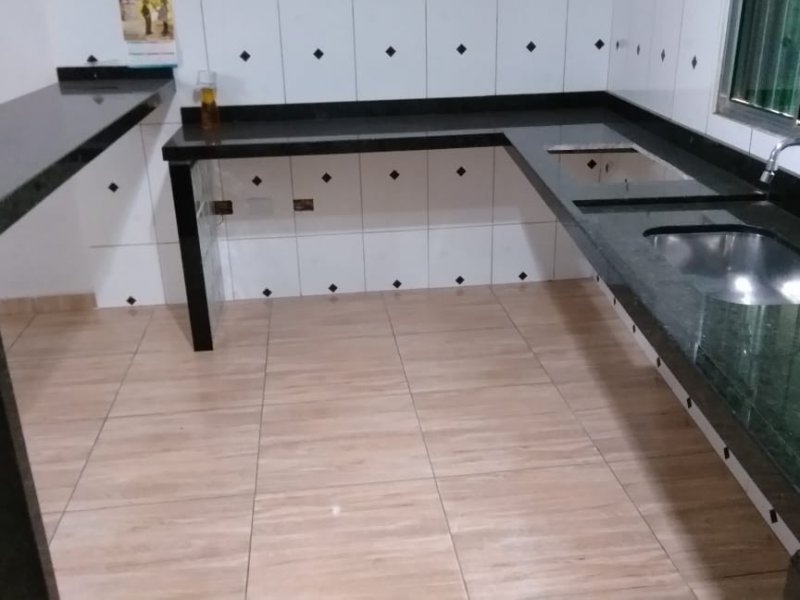 Apartamento à venda Vila Augusta com 80m² e 2 quartos por R$ 200.000 - 2011834120-whatsapp-image-2019-05-15-at-16.jpeg