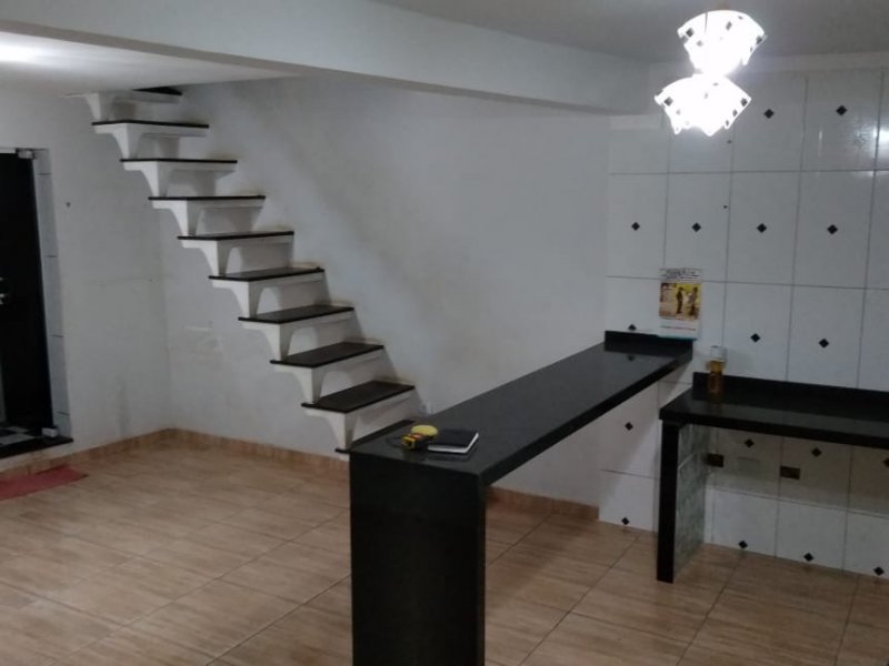 Apartamento à venda Vila Augusta com 80m² e 2 quartos por R$ 200.000 - 404312092-whatsapp-image-2019-05-15-at-16.jpeg