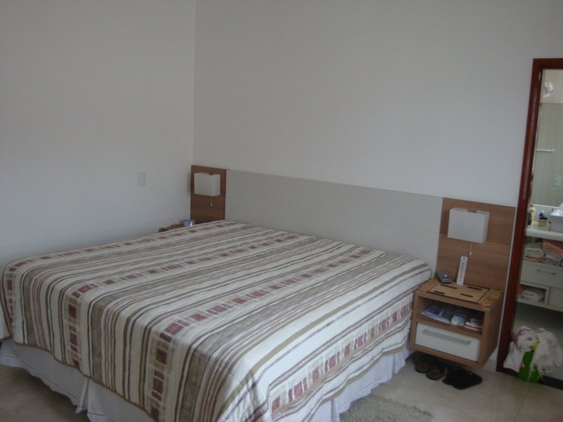 Casa à venda Estância São Jorge com 21580m² e 4 quartos por R$ 690.000 - 1407293079-casa-indianopolis-058.JPG