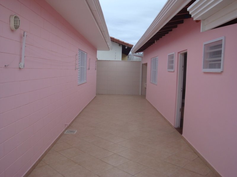 Casa à venda Estância São Jorge com 21580m² e 4 quartos por R$ 690.000 - 167020281-casa-indianopolis-049.JPG