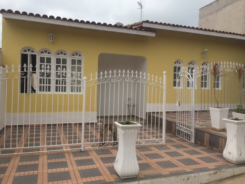 Casa à venda Glória com 426m² e 3 quartos por R$ 980.000 - 818834154-135.JPG