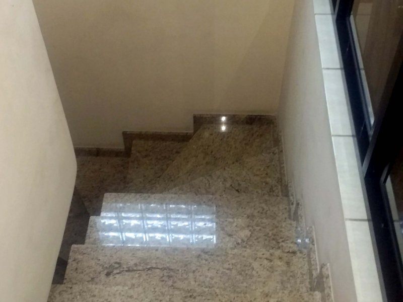 Casa à venda Vila Prudente com 125m² e 3 quartos por R$ 550.000 - 2099054574-escada2.jpg
