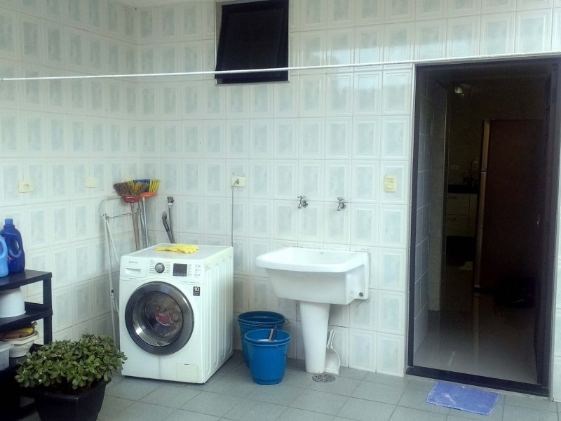 Casa à venda Vila Prudente com 125m² e 3 quartos por R$ 550.000 - 515255813-areaservico1.jpg