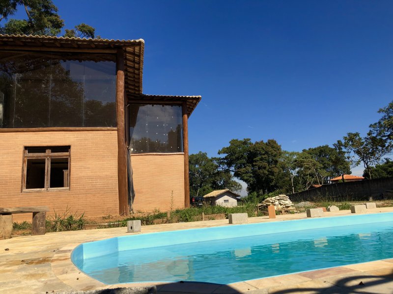 Apartamento à venda Estancia Santa Maria do Portao com 1500m² e 3 quartos por R$ 400.000 - 241775736-585f44dc-6ac7-48b7-b3bb-29c2892d08e4.jpeg