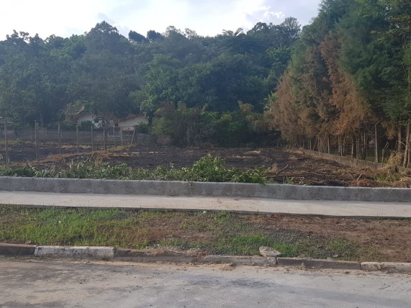 Terreno à venda Colina de São Pedro com 510m² e  quartos por R$ 115.000 - 1002667867-whatsapp-image-2019-04-05-at-16.jpeg