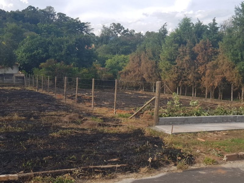 Terreno à venda Colina de São Pedro com 510m² e  quartos por R$ 115.000 - 1893392283-whatsapp-image-2019-04-05-at-16.jpeg