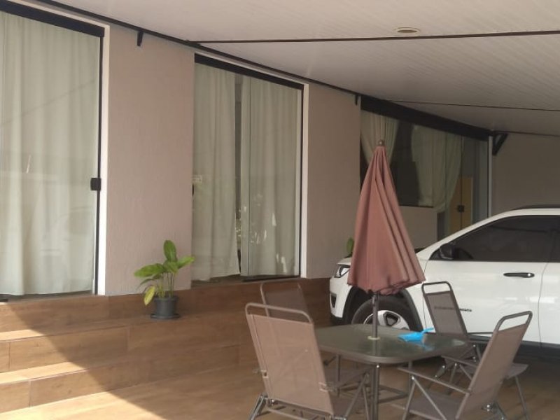 Chácara à venda Condomínio Fechado Piccolo Paese com 670m² e 4 quartos por R$ 1.900.000 - 1811743488-4868dfcb-ddb8-4af8-a8a6-bfa736cb79d5.jpg