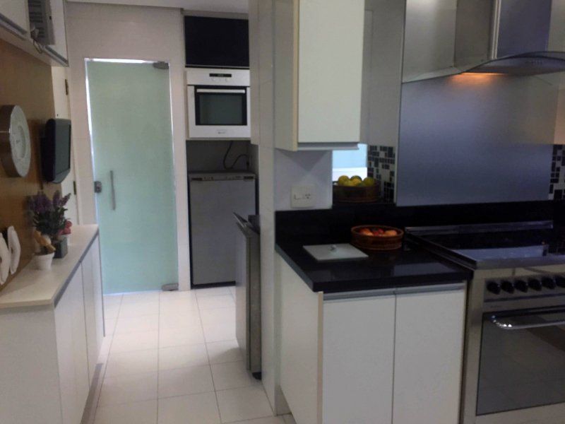 Apartamento à venda Vila Andrade com 230m² e 4 quartos por R$ 900.000 - 1638338457-cozinha11.jpg
