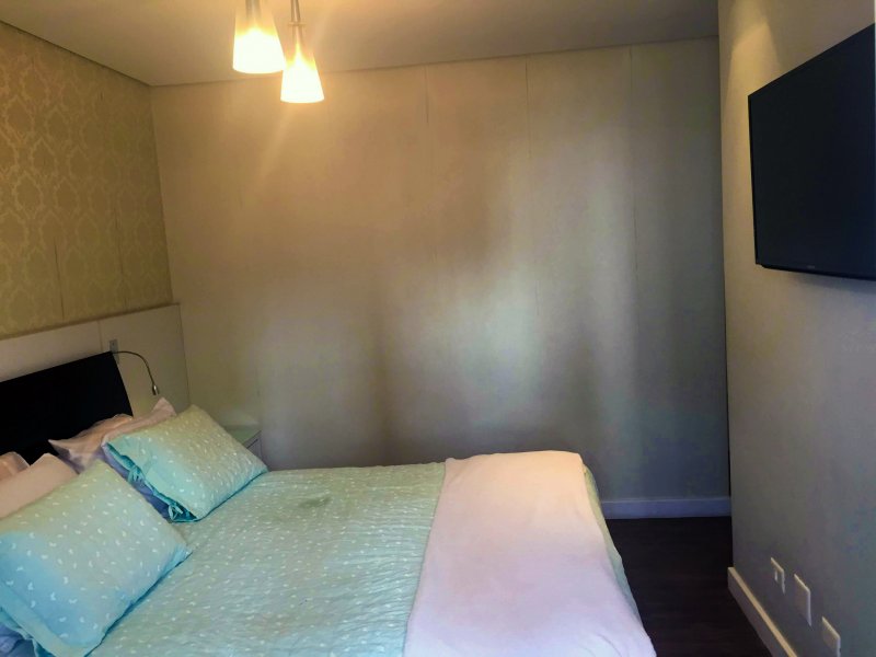 Apartamento à venda Vila Andrade com 230m² e 4 quartos por R$ 900.000 - 944355718-suitecasal04.jpg
