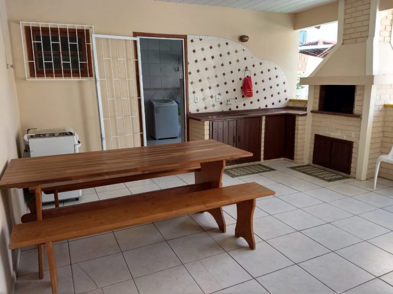 Casa à venda Carianos com 140m² e 3 quartos por R$ 580.000 - 318540888-img-20190612-wa0017.jpg