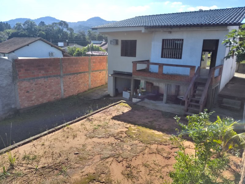 Casa à venda Centro Histórico com 100m² e 2 quartos por R$ 240.000 - 705723759-20190429-145002-hdr.jpg