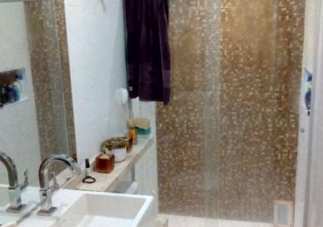 imóvel com 330m²