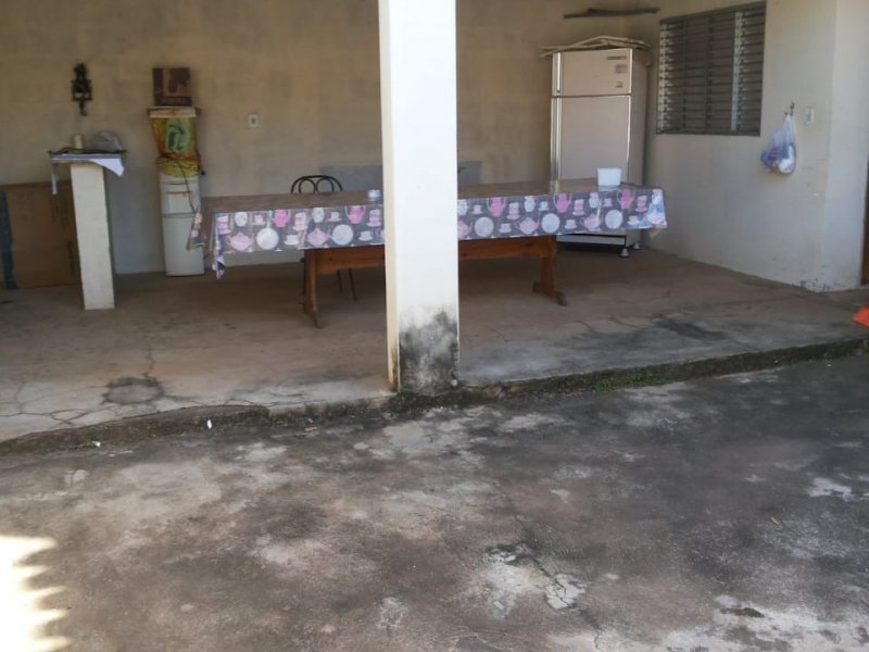 Casa à venda Centro com 200m² e 3 quartos por R$ 190.000 - 1979948435-6.jpg
