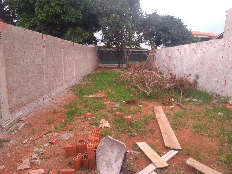 Terreno à venda Centro com 100m² e 1 quarto por R$ 70.000 - a2e876ae-1a37-4e78-80d6-cbdd2bc4249d.jpg