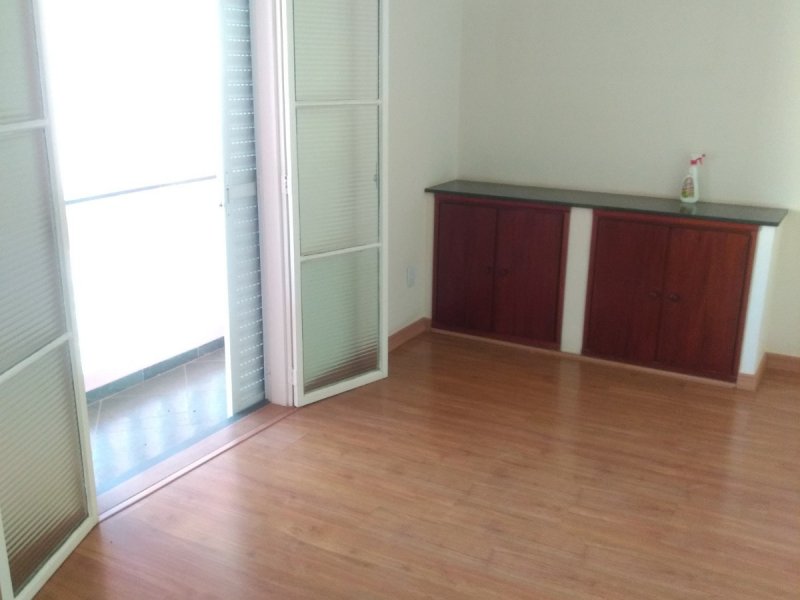 Casa à venda Jardim Pinheiros com 295m² e 4 quartos por R$ 699.000 - 2083111803-img-20190618-091753027.jpg