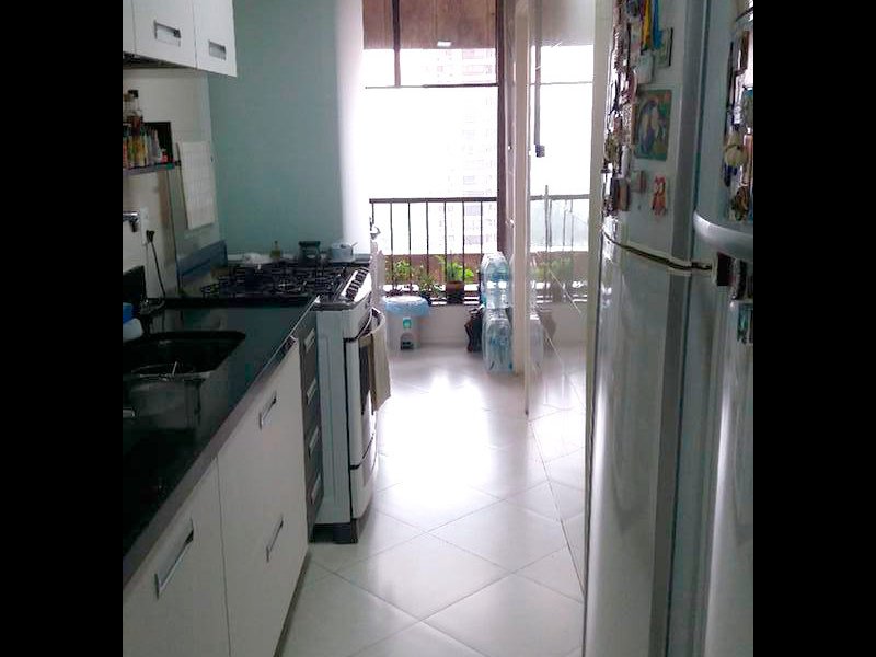Apartamento à venda Barra da Tijuca com 127m² e 3 quartos por R$ 1.300.000 - 956069211-area-vista-cozinha.jpg