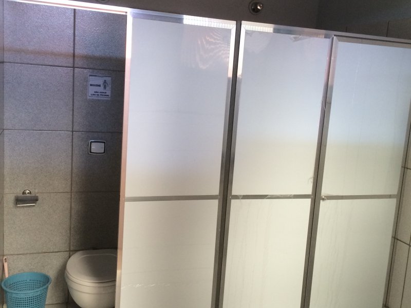 Comercial para alugar Goiânia com 600m² e  quartos por R$ 3.200 - 1349882330-img-1051.JPG
