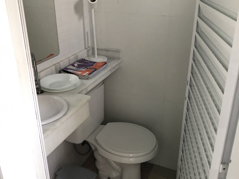 Casa de condomínio à venda Portal dos Gramados com 230m² e 4 quartos por R$ 1.610.000 - 136275877-30.JPG